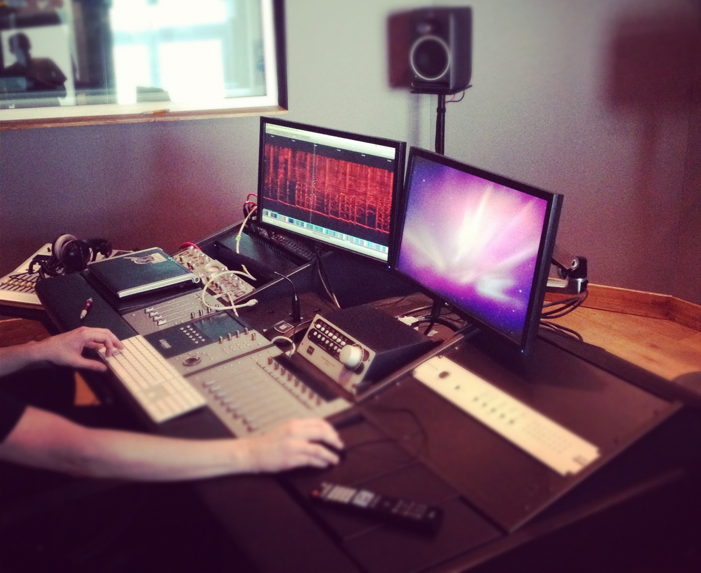 StudioB-1(resize) - G4F Prod